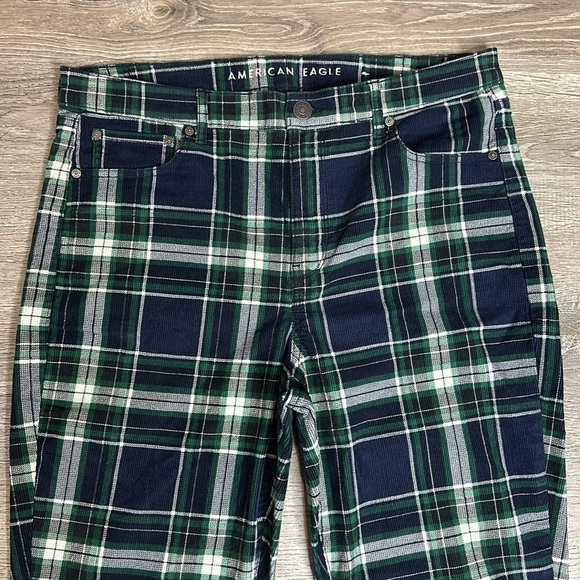 American Eagle Plaided Corduroy High-Rise Crop Flare Pants Green Sz 16R - Picture 2 of 11